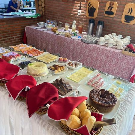 La Dolce Vita Mulungu  Luaran gambar